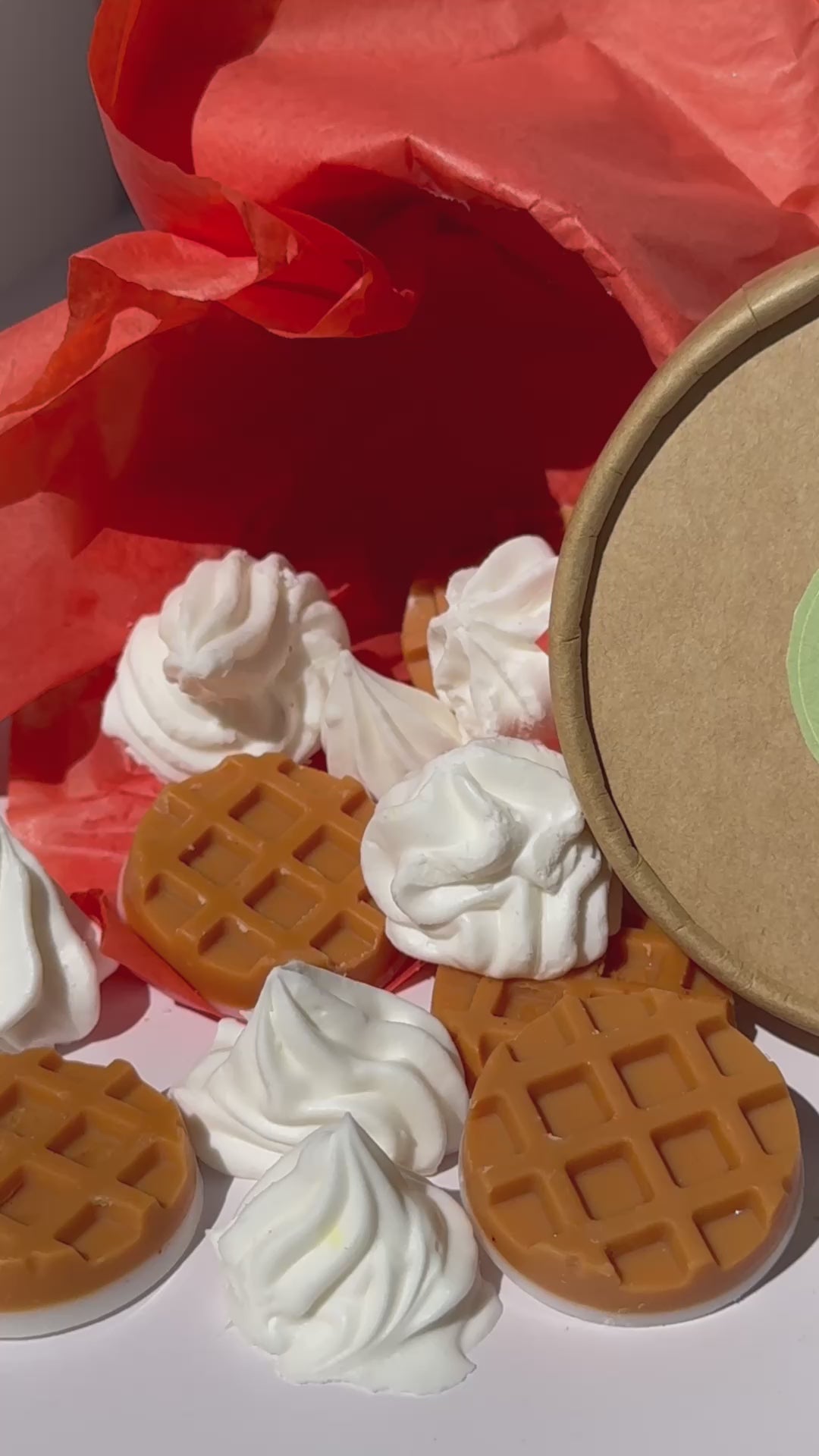 Cargar vídeo: Wax Melt Apple Crumble